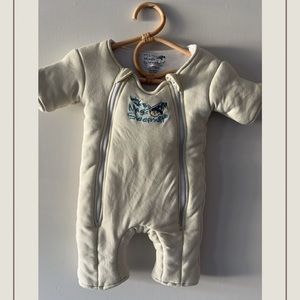 3-6 months Merlin sleep sack used 3 times. Daughter didn't like it
